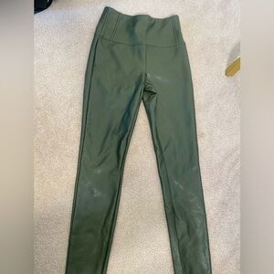 Tinseltown Women's Skinny Jeans - Olive Green